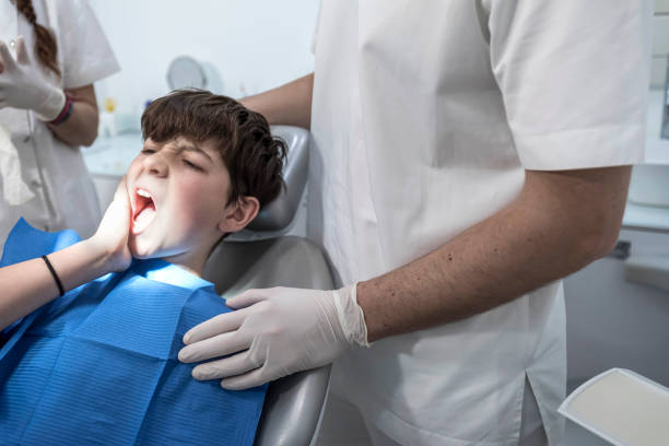 Best Broken or Cracked Tooth Emergency Dentist in Lagrange, OH
